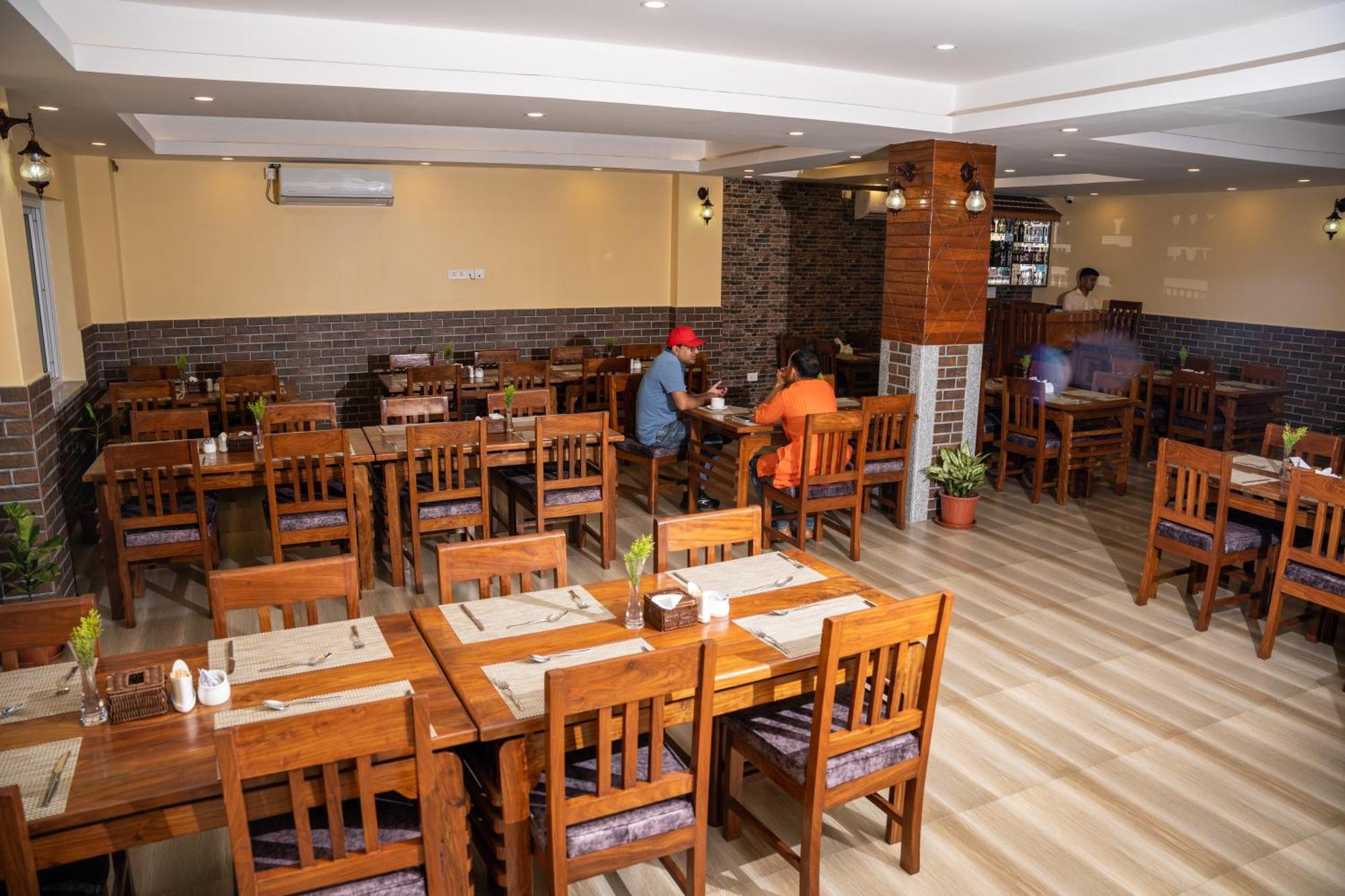 Hotel Hidden Kingdom Pokhara Luaran gambar